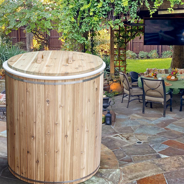 The Baltic Plunge Tub | Dundalk Leisurecraft Cedar Cold Plunge